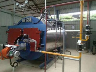 甘肅蘭州2噸燃氣蒸汽鍋爐運行（háng）現場